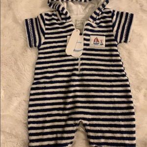 NWT Kissy Kissy hooded romper